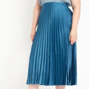 Sunburst Pleated Skirt